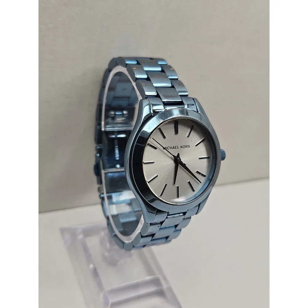 Michael Kors Runway Womens Blue Steel Silver Dial 34mm Quartz Watch New Battery